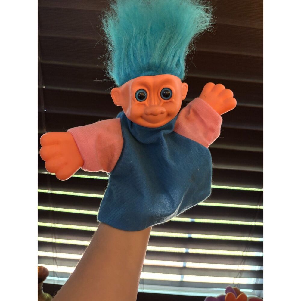 Vintage 1990's Troll Hand puppet by Russ Berrie